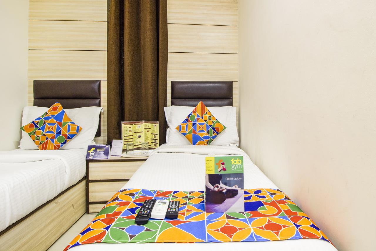Fabexpress Le Continental Paharganj New Delhi Hotel Buitenkant foto