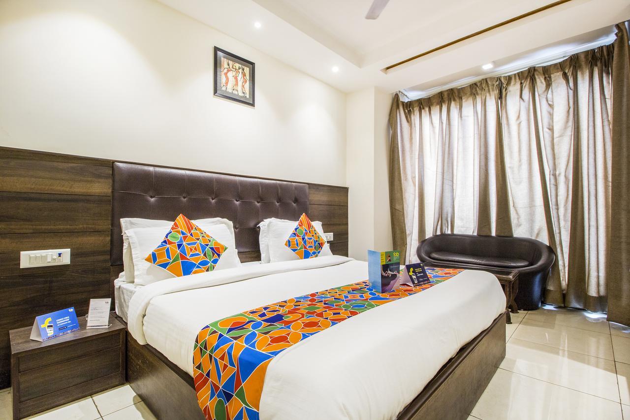 Fabexpress Le Continental Paharganj New Delhi Hotel Buitenkant foto