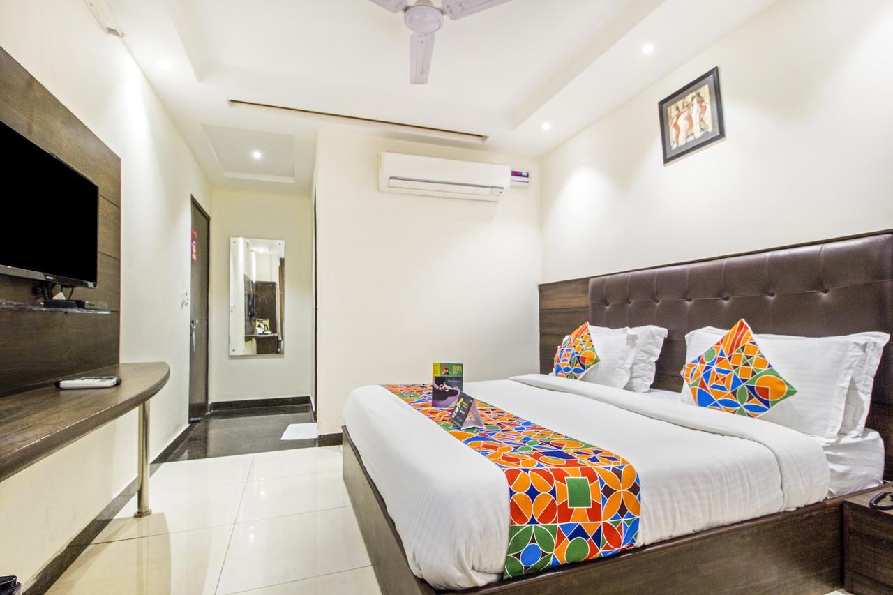 Fabexpress Le Continental Paharganj New Delhi Hotel Buitenkant foto